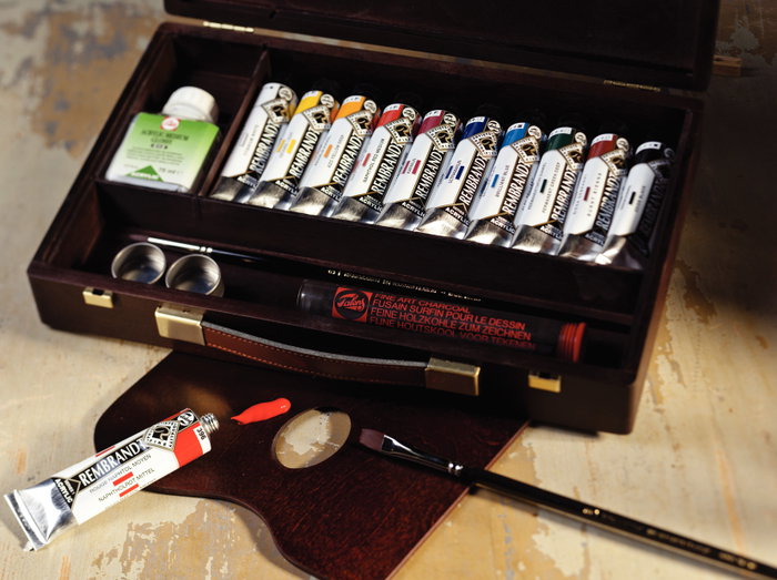 Talens Rembrandt Set de Pintura Acrílica con 10 Tubos de 40ml y Caja de Madera